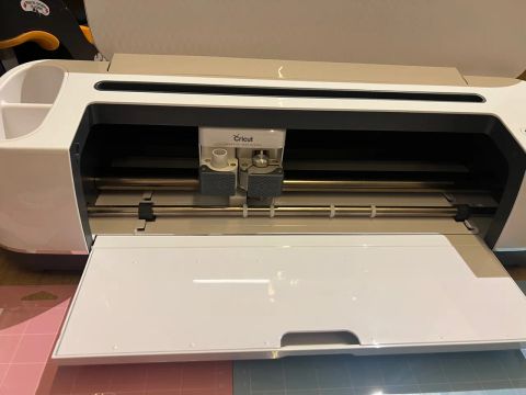 Máquina de corte Cricut Maker - NUNCA USADA - OPORTUNIDADE ÚNICA 