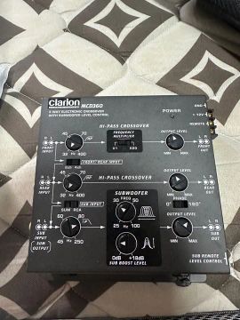 Crossover Clarion MCD360 3