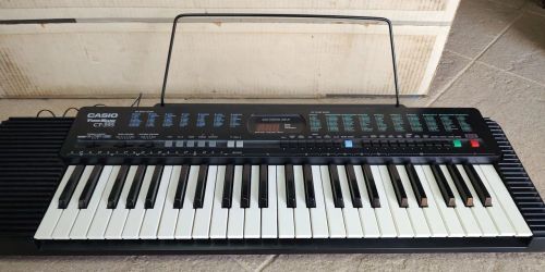 Teclado Casio CT-395 - Ótimo estado!