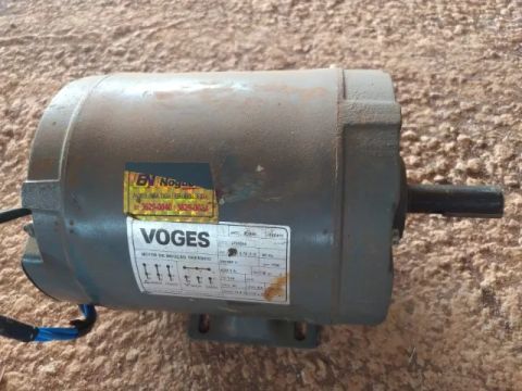 Motor Elétrico Trifásico 1Cv 4 P. Baixa Rotação Voges