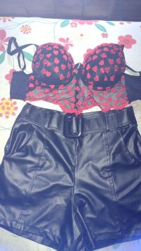  Lingerie e Shorts Couro