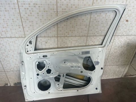 Porta dianteira lado direita Gol 2020 