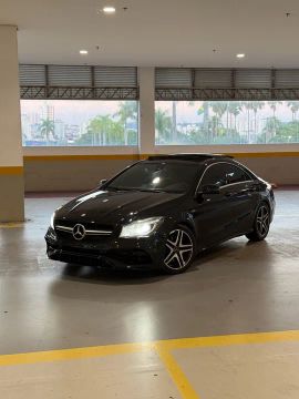 Mercedes Benz CLA-250 4MATIC 2015