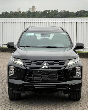 MITSUBISHI PAJERO SPORT 2.4 16V MIVEC TURBO DIESEL LEGEND BLACK AWD AUTOMÁTICO
