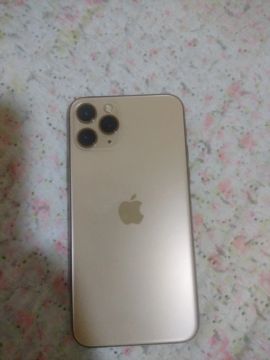 iPhone 11 pro usado.