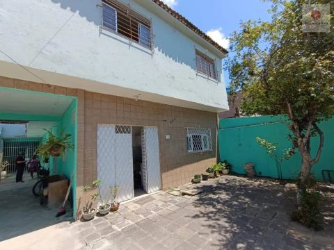 VENDO CASA COM 12 KITNETS NO BAIRRO DE JARDIM BRASIL 2 / OLINDA
