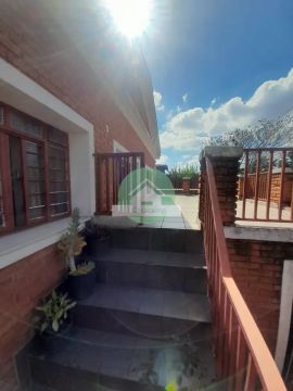 Casa à Venda no Bairro Jardim dos Oliveiras