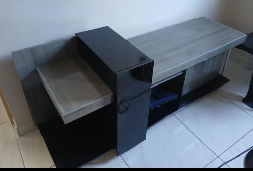 Rack de TV Moderno com Design Inovador