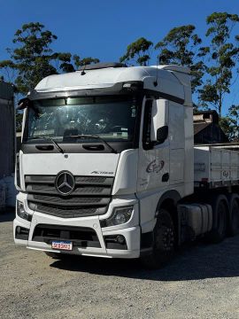 Caminhão Mercedes Benz Actros 2548 6x2