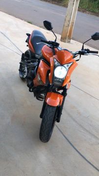 Moto Kawasaki ER-6N 650cc