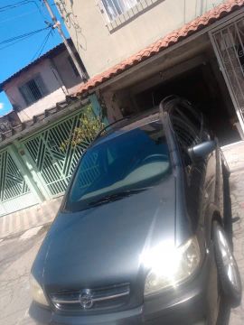 Zafira elegance 8 v automático 