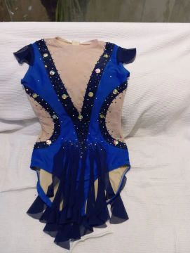 Vendo roupa ginasta