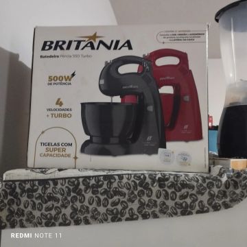 Batedeira Britânia Pérola 550 Turbo - 500W - 4 Velocidades + Turbo