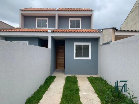 Sobrado para Venda em Curitiba, Campo de Santana, 3 dormitórios, 1 banheiro, 2 vagas