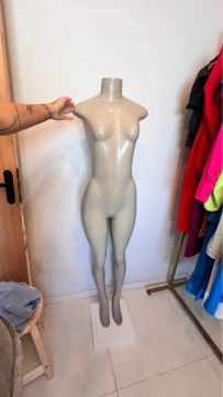 Mannequin de vitrine feminino