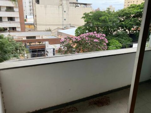 Apartamento em Rua Santa Cruz - Cambuí - Campinas/SP