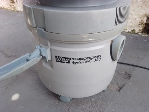 Aspirador de Pó Wap Hydro Vac A10