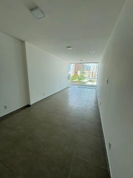 Excelente sala no Jardim Oceania!
