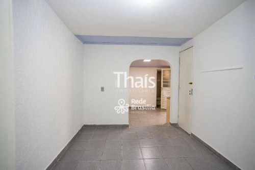 CA6847 - SRES QD. 02, Casa de Fundos com 02 quartos de 100m². Agende a sua visita!