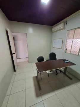 Sala comercial - Ótima localização - Energia e Internet Inclusos no Aluguel - 