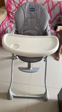 Cadeira alimentação 250,00