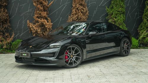 Porsche Taycan 4S Elétrico