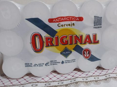 Caixa de Cerveja Antarctica Original - 15 latas
