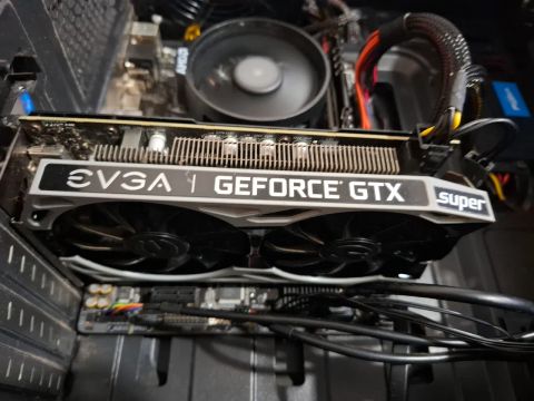 GTX 1650 super EVGA placa de video