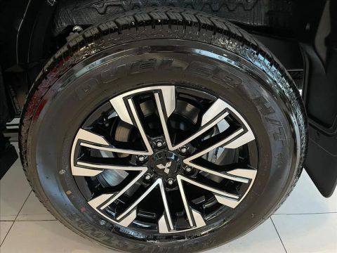 MITSUBISHI PAJERO SPORT 2.4 16V MIVEC TURBO DIESEL HPE-S AWD AUTOMÁTICO