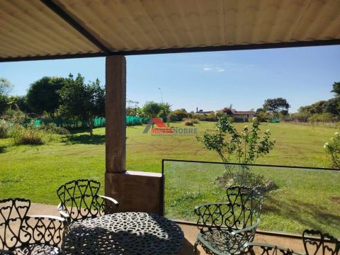 Vende casa com 3 quartos em Núcleo Rural Lago Oeste - Brasília - DF