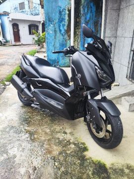 Xmax 250 2021 Super conservada 