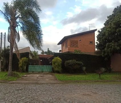 Sobrado com 2 dormitórios à venda, 165 m² por R$ 450.000,00 - Vila Nova - São Leopoldo/RS 