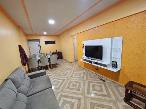 Apartamento 2/4 Beira-mar 90m²