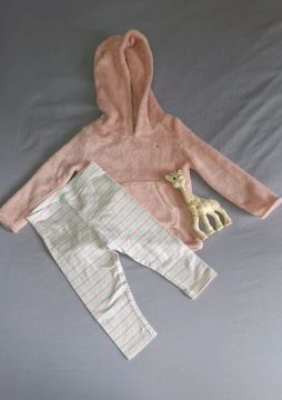Conjunto Carter's novo 