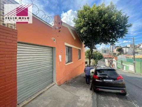 Casa Comercial à venda no bairro Floresta
