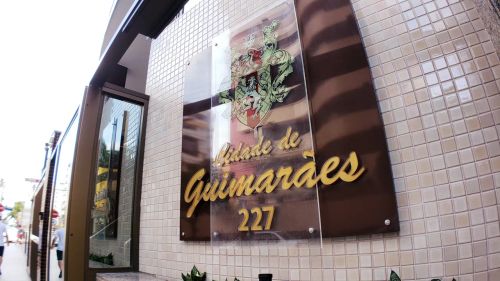 Imóvel para aluguel possui 170 metros quadrados com 4 quartos em Ponta Verde - Maceió - AL