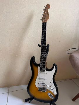 Guitarra Shelter USA Califórnia Standart 