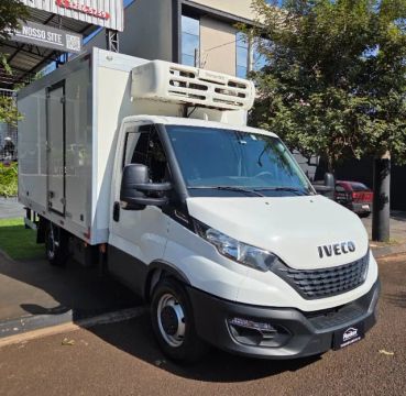 Iveco Daily 35-150 Baú Refrigerado 2020