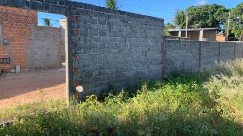 Vende terreno