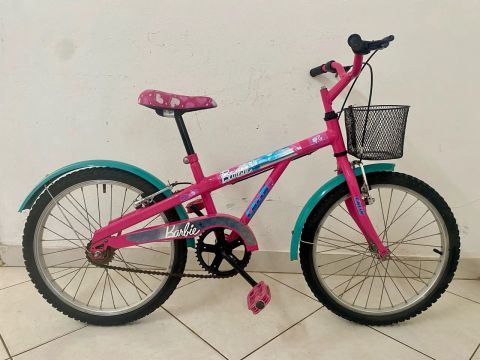 Bike Barbie - 06 a 10 anos.