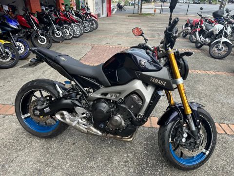 Yamaha MT-09 2016- Impecável!