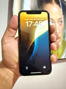 iPhone XR black todo original de 64 gb $ 1200