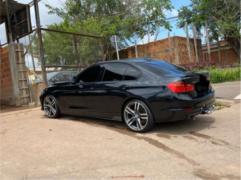 BMW 320i turbo / com roda aro 20