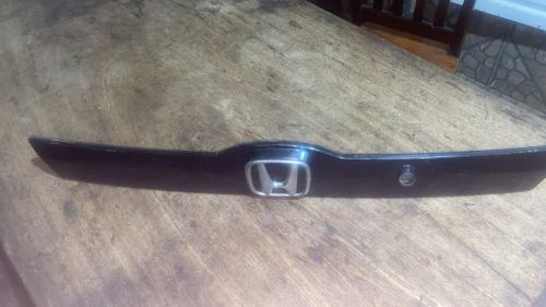 Acabamento da tampa traseira Honda Fit 2008 a 2014