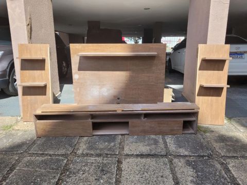 Rack com painel para tv e prateleiras
