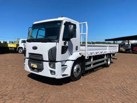 Ford Cargo 1317 CN 4x2