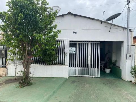 Casa à venda CASTELANDIA IV Primavera do Leste 380.000,00