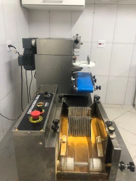 Empanadeira industrial- Maqtiva 