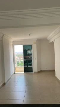 Apartamento Elegante no Edifício Nena Moncayo - 2 Dormitórios, Suíte e Vista Deslumbrante