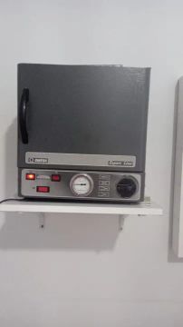 Estufa Esterilizadora Odontotécnica Omega.